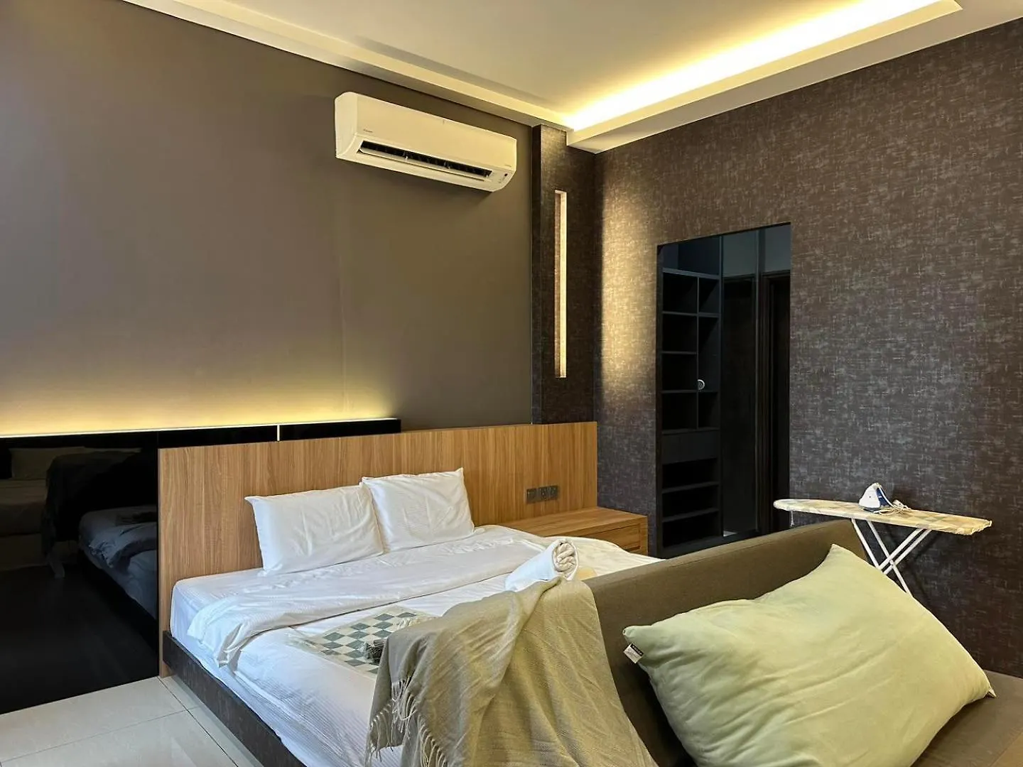 Molek Regency Johor Bahru By Jc Home Malaysia
