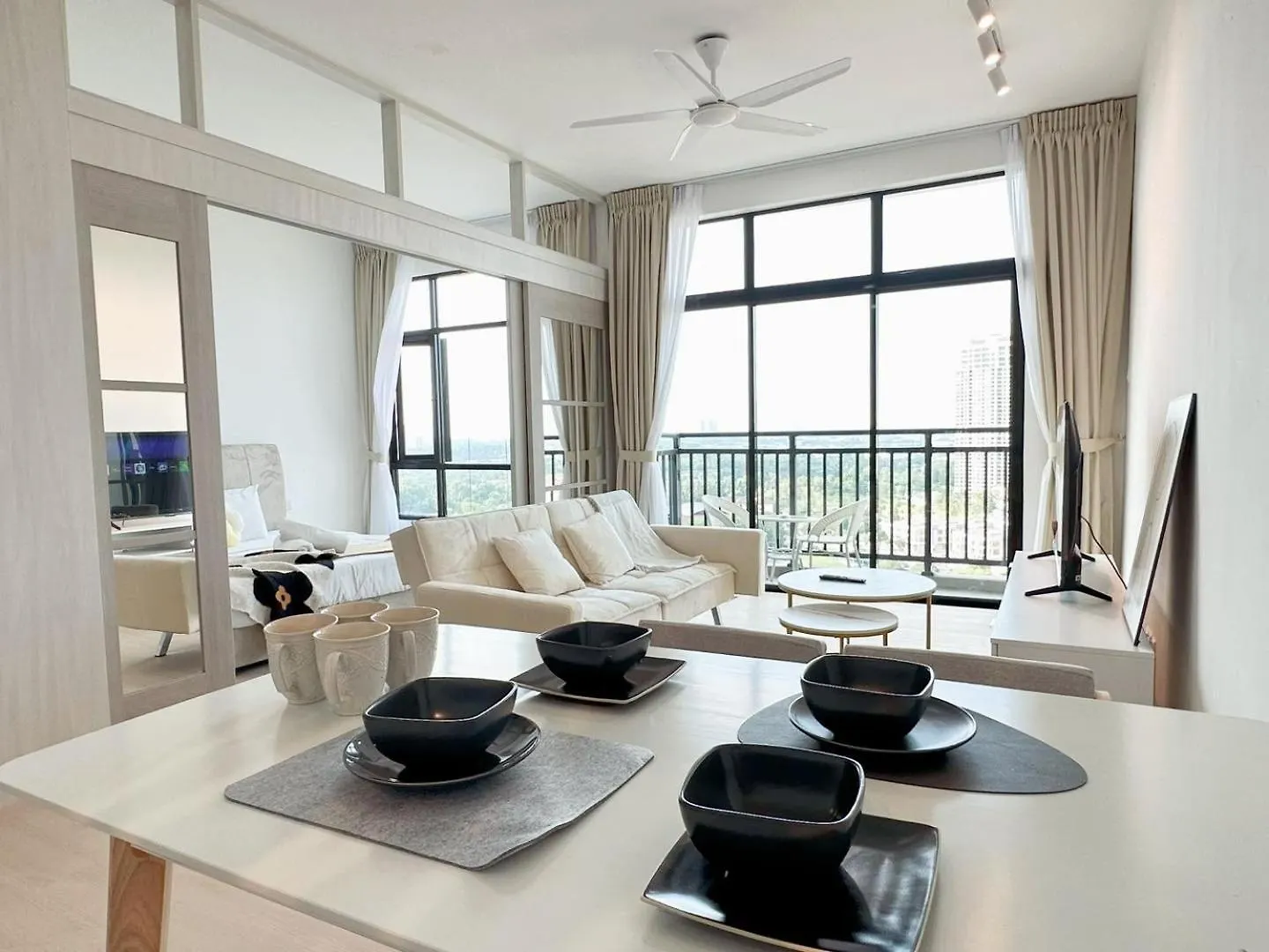 Molek Regency Johor Bahru By Jc Home Apartment