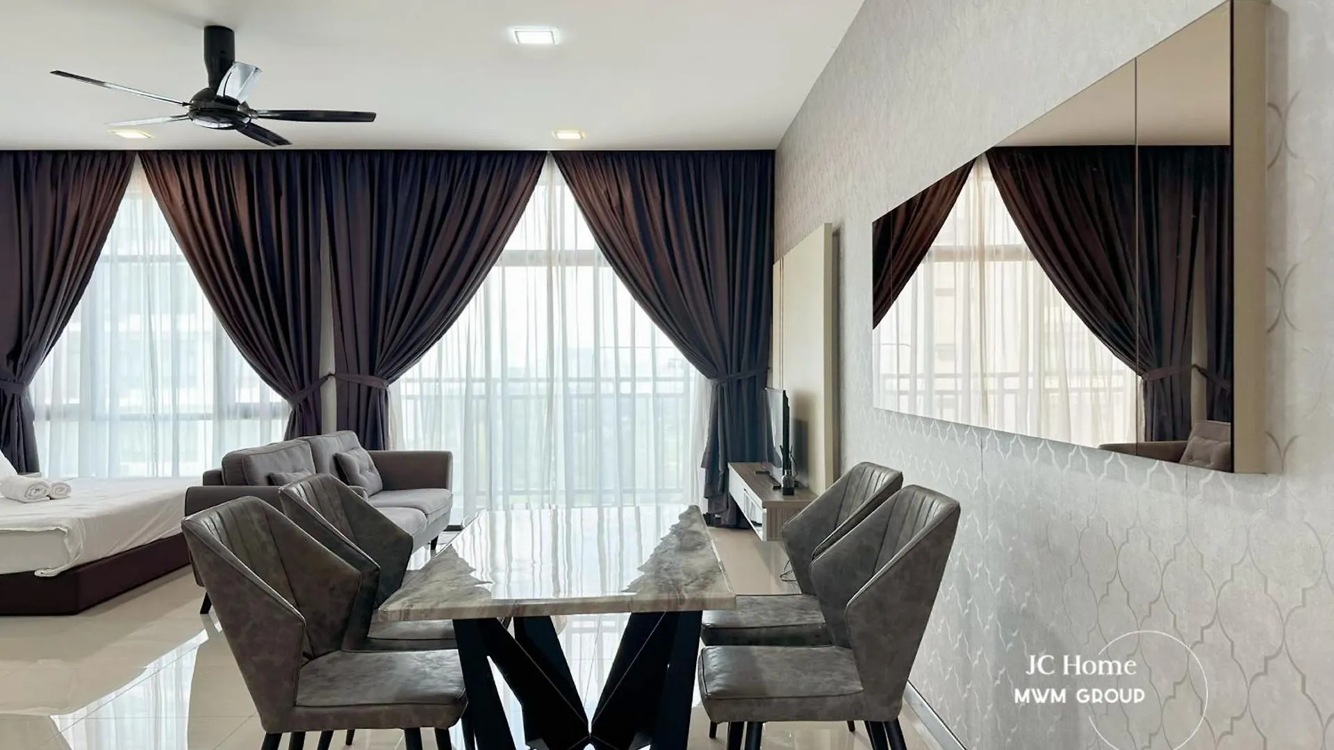 Molek Regency Johor Bahru By Jc Home Apartment